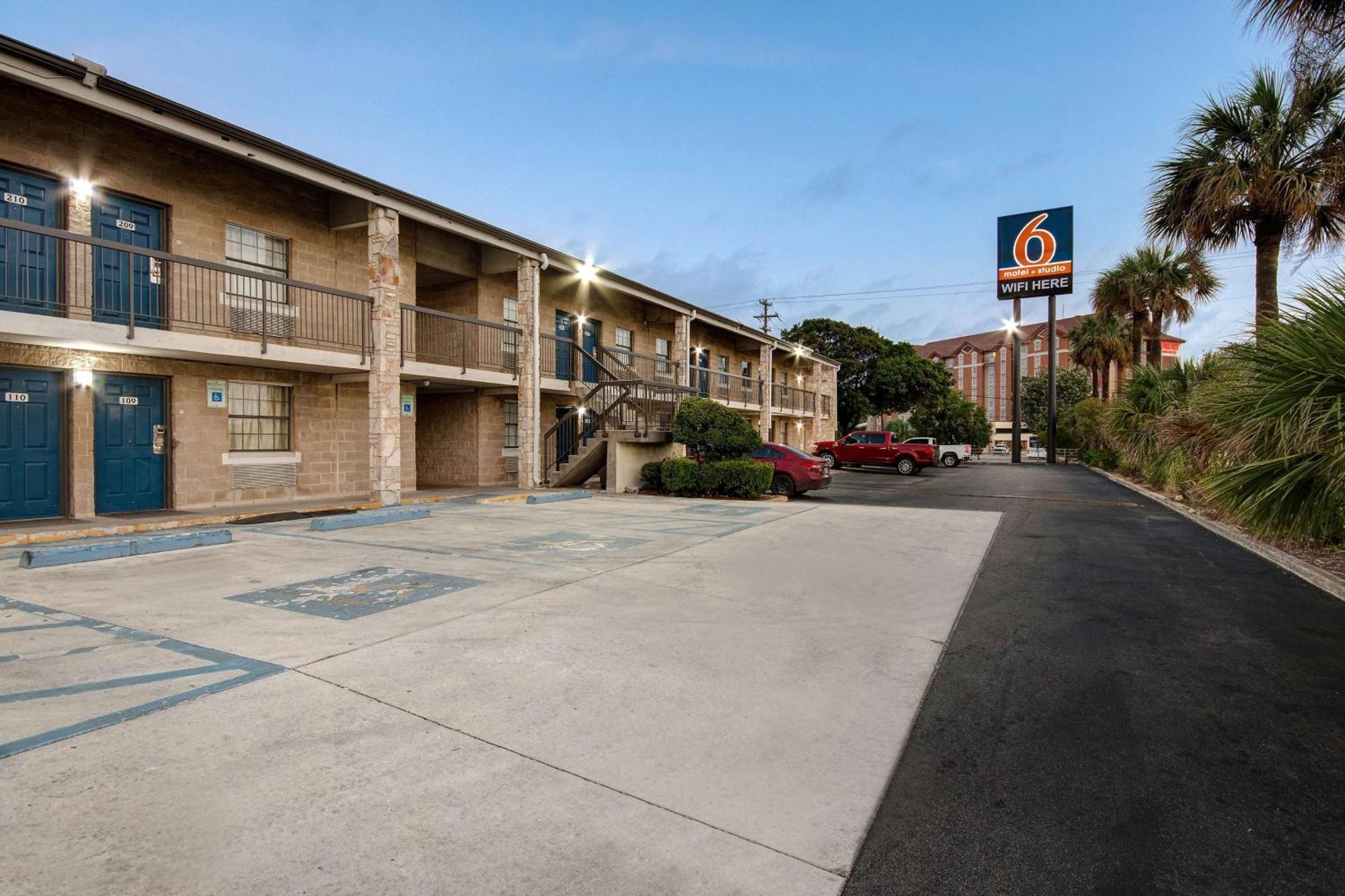 Motel 6-San Antonio, Tx - Northwest Medical Center Eksteriør bilde